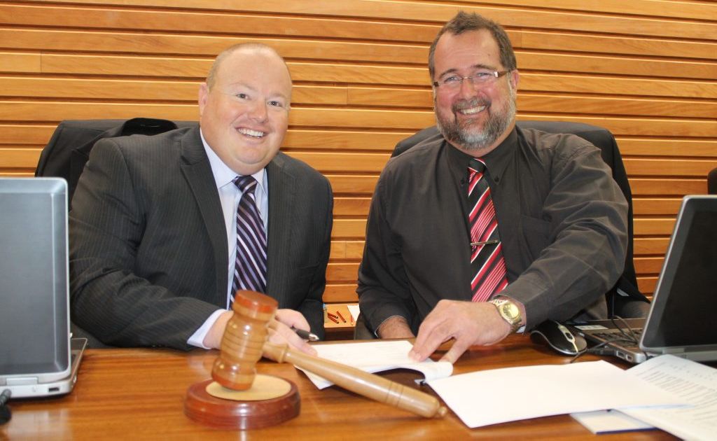 CEO Andrew Roach and Mayor Peter Blundell